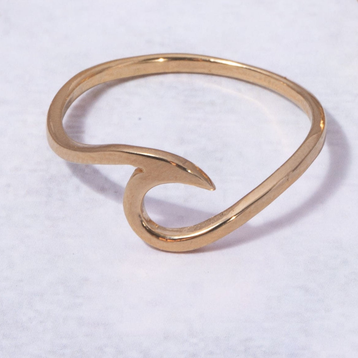 Wave Ring Stainless Steel 14K Gold 100% Waterproof Dainty Wave Band – Wavypopoyo